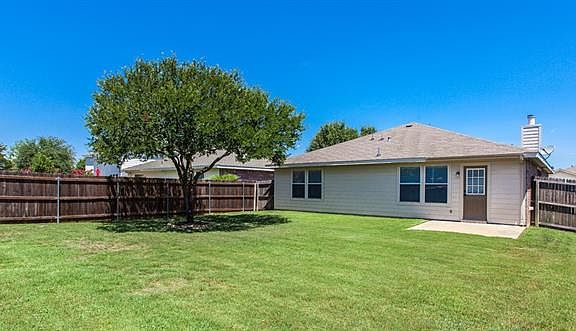 4th image of 2801 Arbury Dr