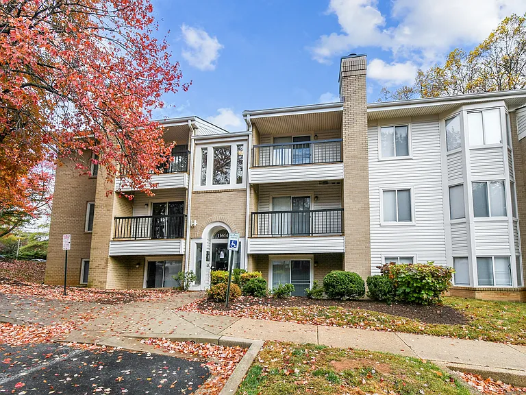 Poplar Glen — Photo 37
