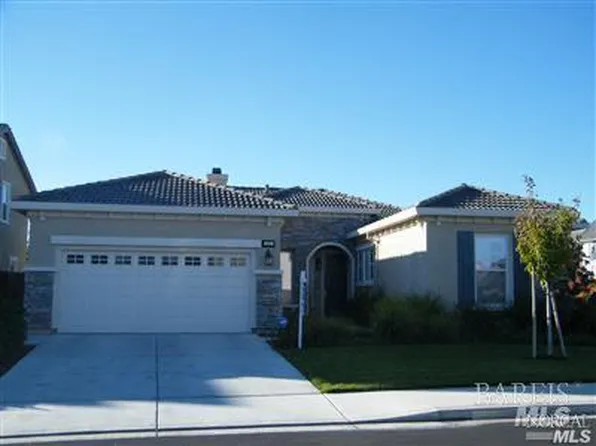 601 Sparrowhawk Drive, Vacaville, CA 95687