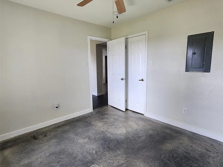 4710 Pelican St #1 — Photo 8