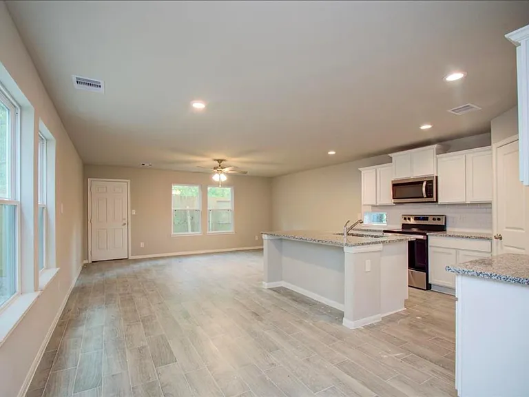8209 Westcott Rd — Photo 6