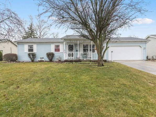 452 Miami Dr, Nappanee, IN 46550