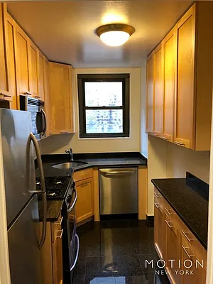 Rented by MOTION New York | media 16