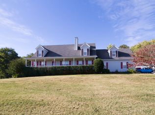 1549 Center Star Rd, Columbia, TN 38401