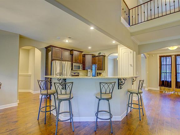 5th image of 7128 Hill Farm Dr