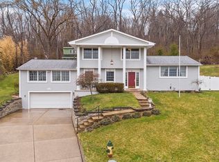 116 Himalaya Dr, Monroeville, PA 15146