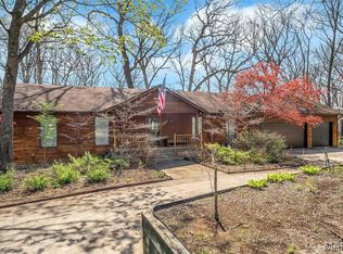 14 Fox Valley Dr, Lake Saint Louis, MO 63367
