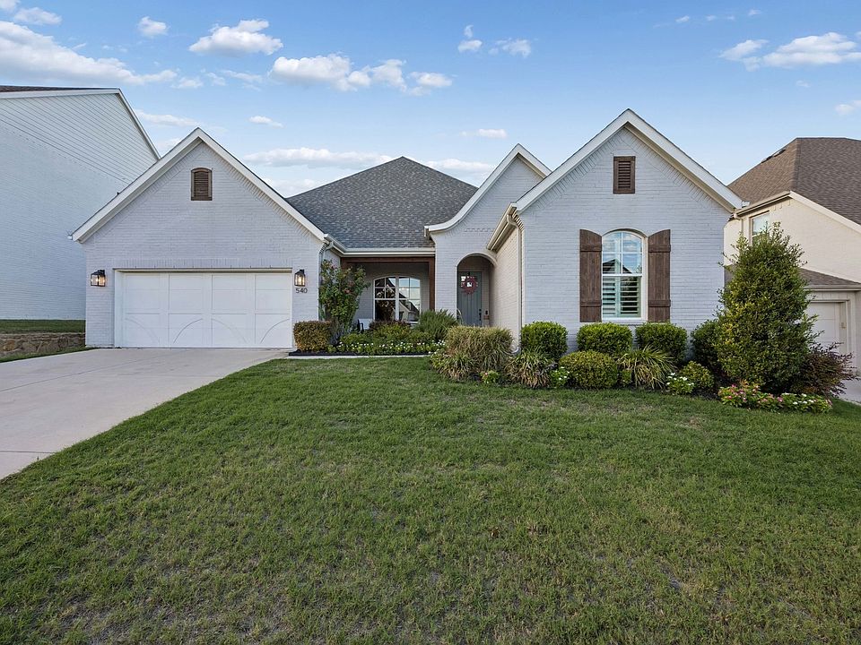 1st image of 540 Point Vista Dr
