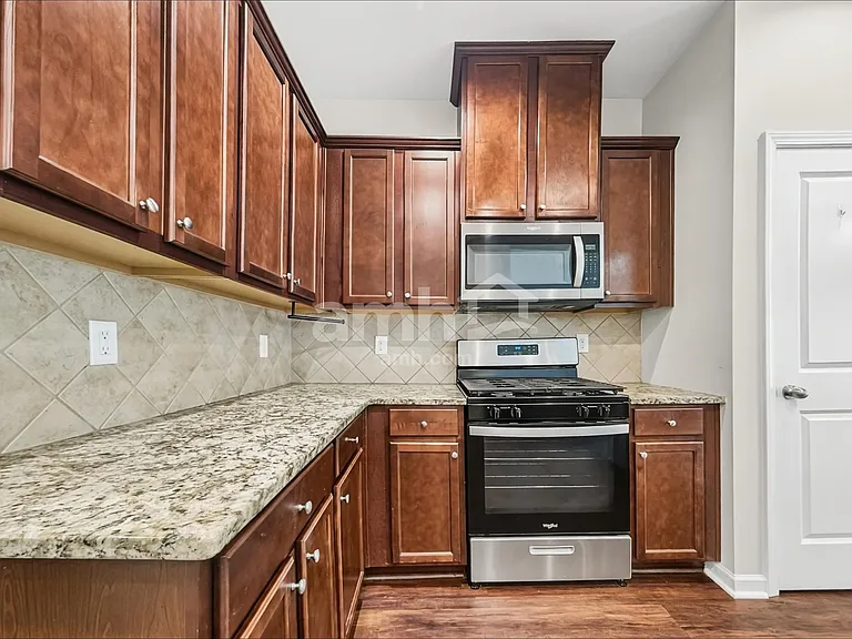 9675 Spencer Woods Rd — Photo 3