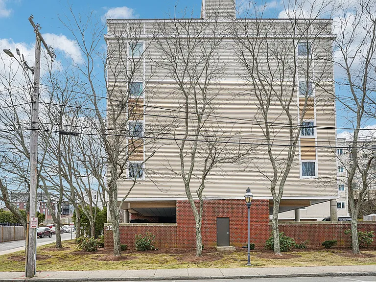 35 Desmoines Rd #209 — Photo 21