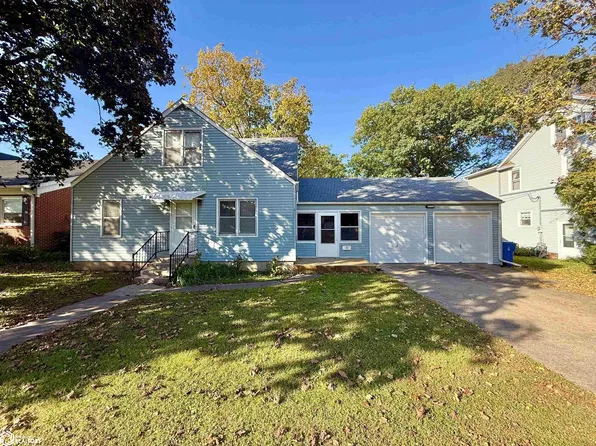402 E Monroe St, Jefferson, IA 50129