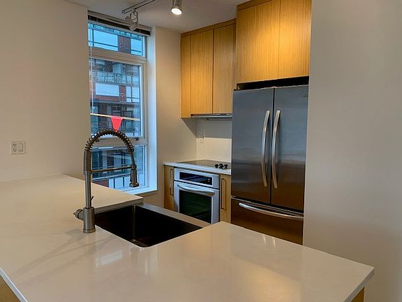 2nd image of 251 E 7th Ave #607