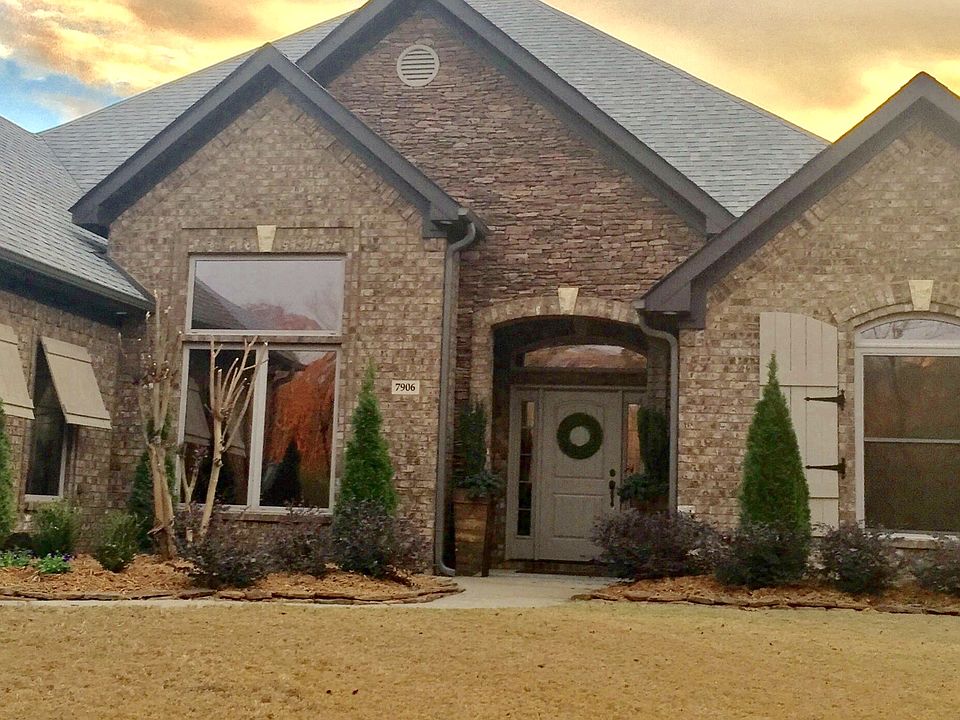 1st image of 7906 Worth Ave E