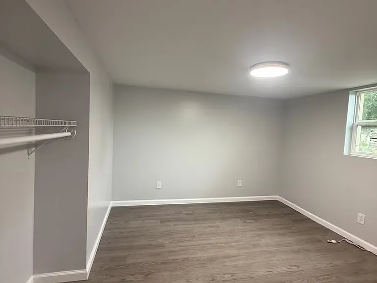 Unit Photo