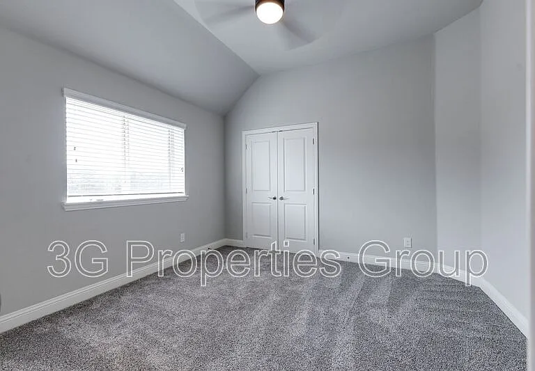 3521 Camden Ct — Photo 35