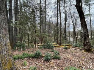16 Flagstone Rd, Cashiers, NC 28717