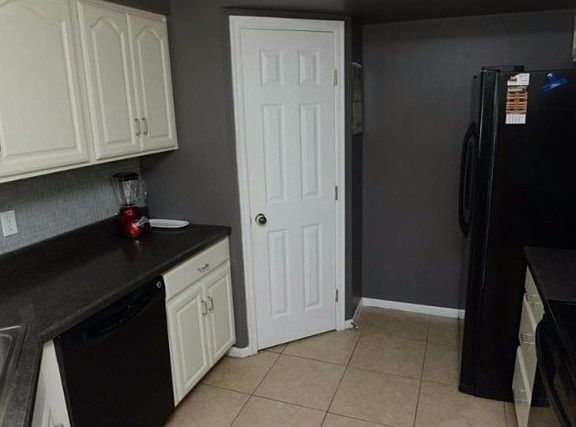 5th image of 7450-104 Waterford Dr