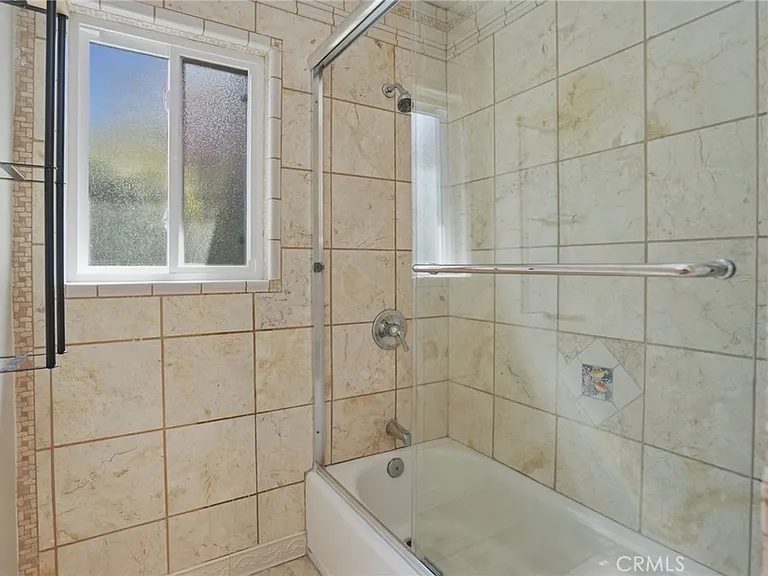 16682 Oakhurst Cir — Photo 34