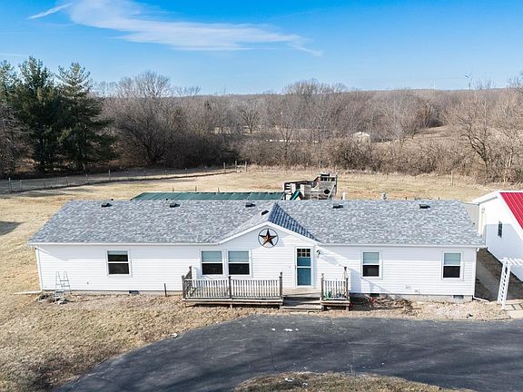 3rd image of 5001 Tunbridge Hill Rd