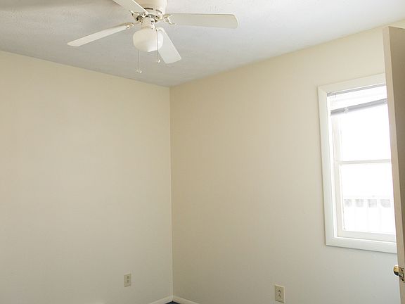 5th image of 334 Margo Rd #A