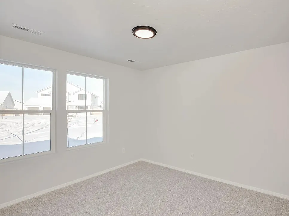 3 bed, 1694 sqft, $800 — Photo 1