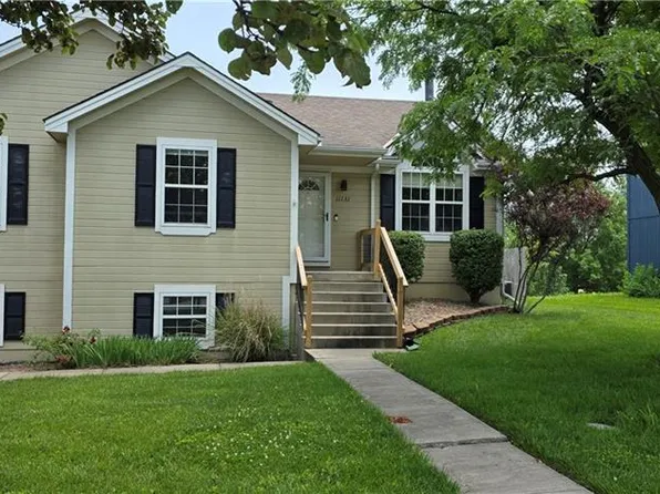 11131 N Lewis Ave, Kansas City, MO 64157