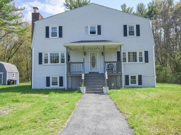325 River St, Halifax, MA 02338
