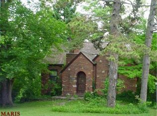 3141 Yaeger Rd, Saint Louis, MO 63129