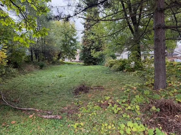 1436 Stickney Ave, South Saint Paul, MN 55075