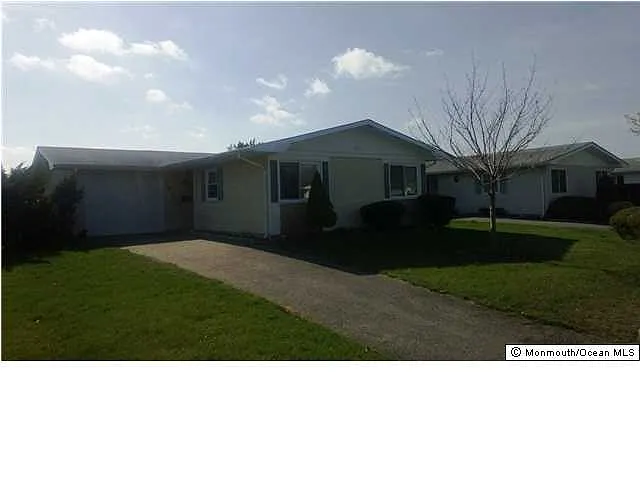6 Lamb Rd photo 1