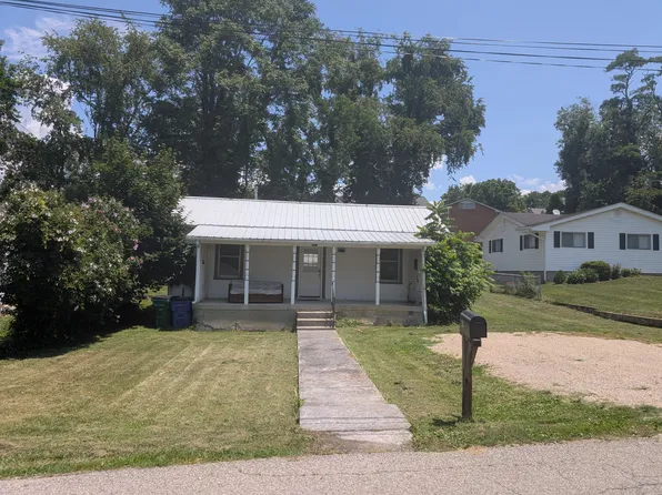 203 Bennett St, Blacksburg, VA 24060