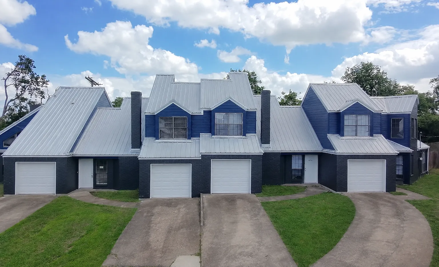Peppertree Townhomes — Photo 1