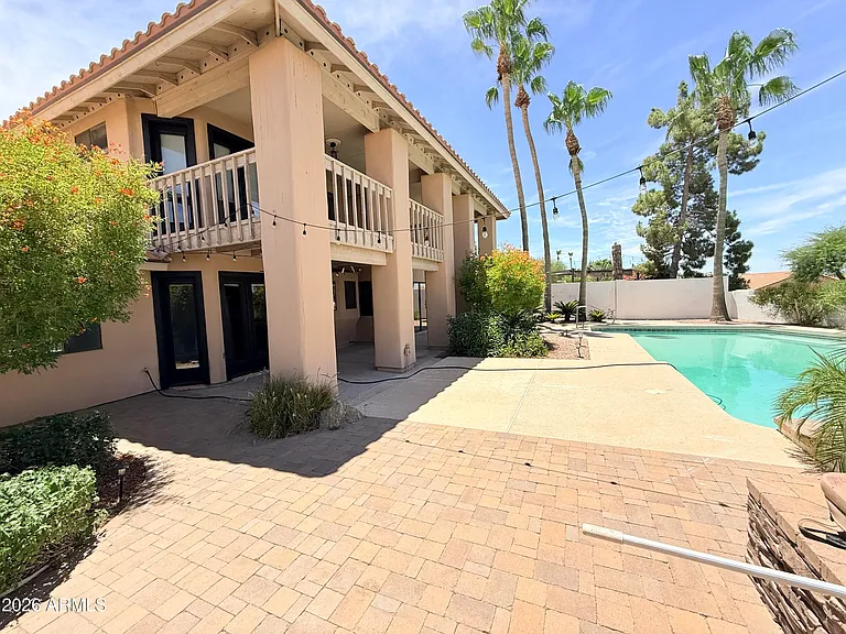 1406 E Tierra Buena Ln — Photo 32
