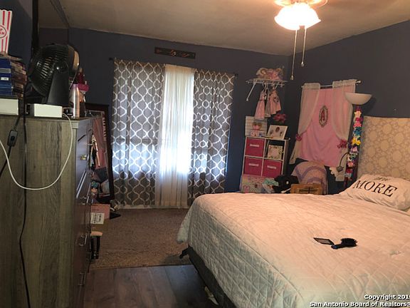 5th image of 4846 Corian Oak Dr
