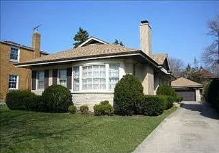 10047 S Hamilton Ave photo 1