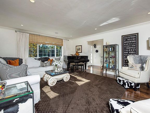 5th image of 1818 Spring Mountain Court