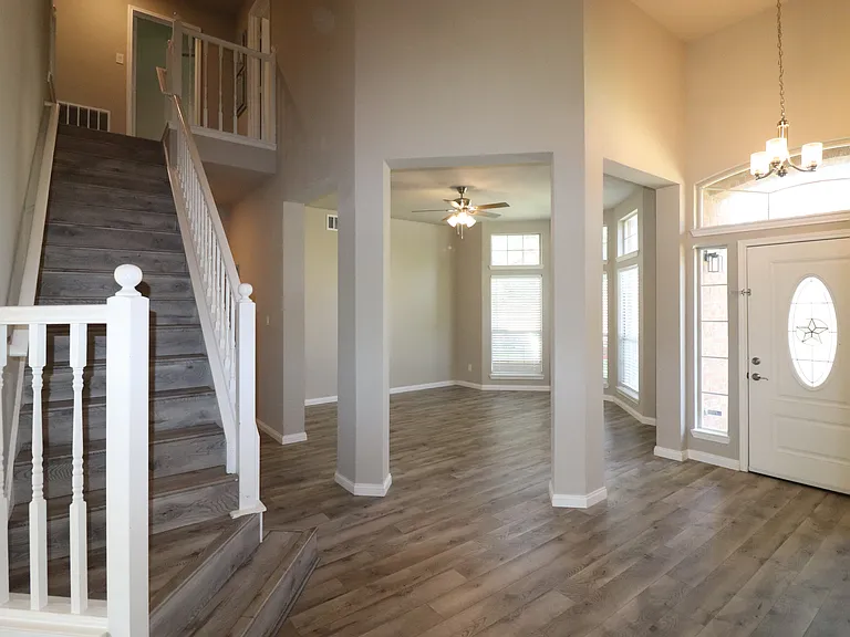 4606 Clay Dr — Photo 38