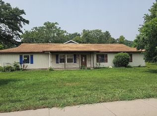 2919 Espenlaub Ln, Kansas City, KS 66106