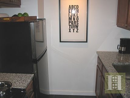 4th image of 224 E 60th St APT 4M