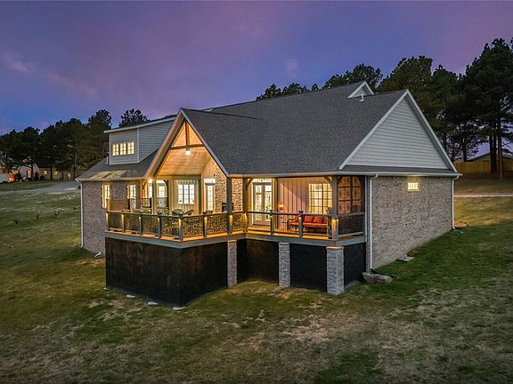 5th image of 228 Summer Hill Dr