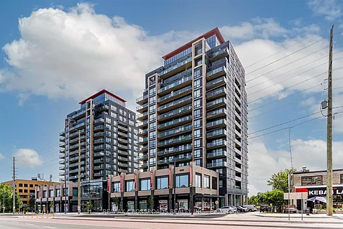 9088 Yonge St Photo 1