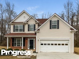 206 Sandstone Dr, Hampton, GA 30228