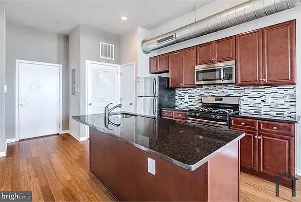 1509 W Girard Ave #5 — Photo 10