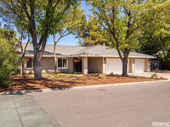 4th image of 2861 Canterbury Cir
