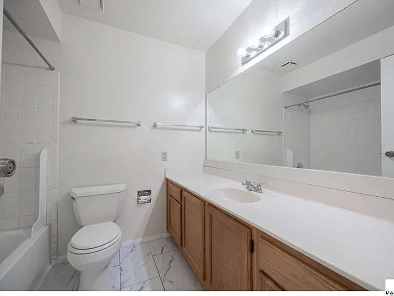 2019 W Lemon Tree Pl #1110 — Photo 18