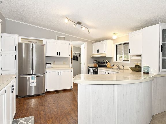 3rd image of 18201 S Silverwood Dr #265
