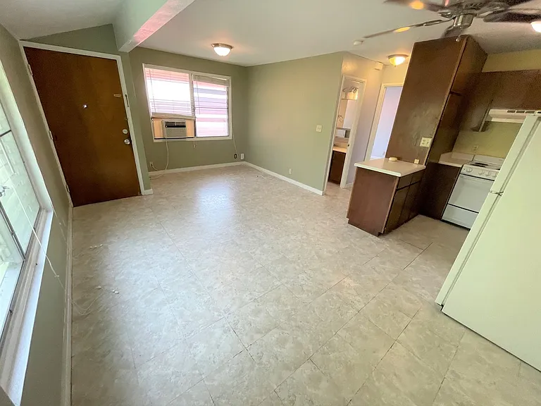 2908 Varsity Cir — Photo 8