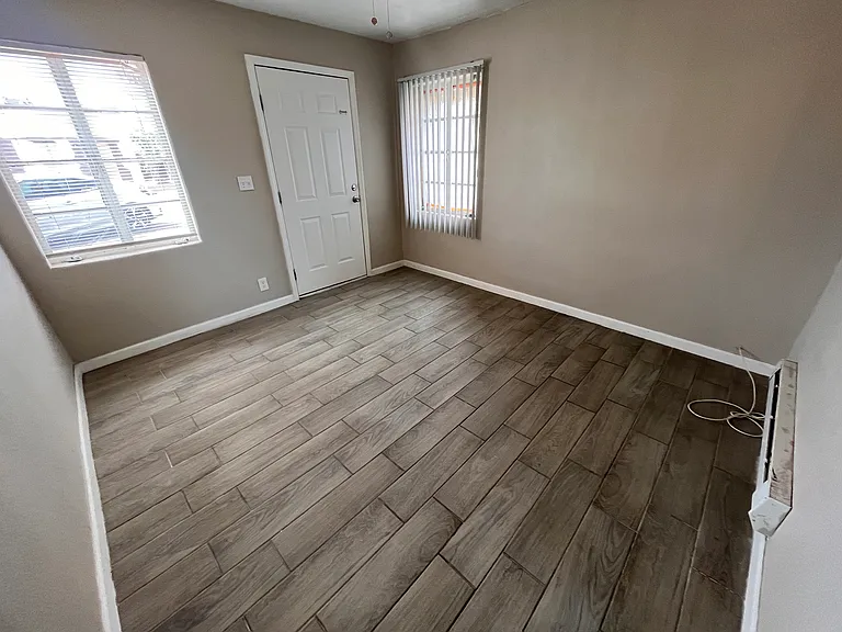 220 E Fort Lowell Rd #11 — Photo 3