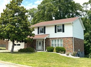 2705 Mohawk Dr, Jefferson City, MO 65101