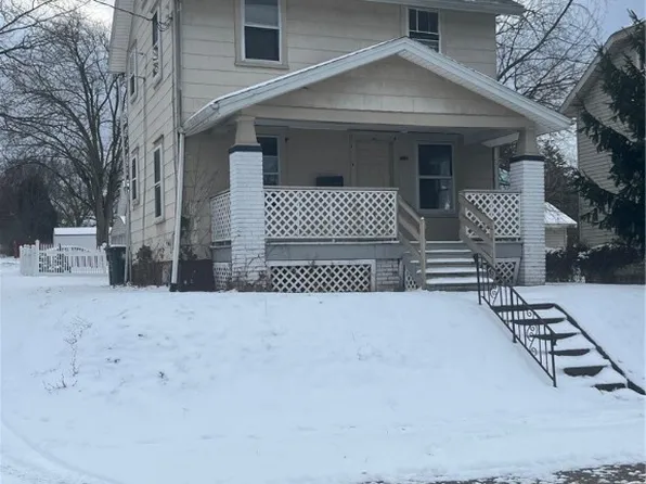 1210 17th St NE, Canton, OH 44705
